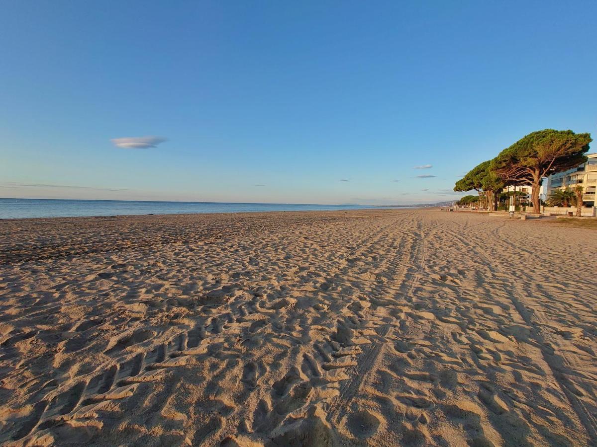 Ferienwohnung Primera Linia De Mar, Zona Tranquila Cambrils Exterior foto